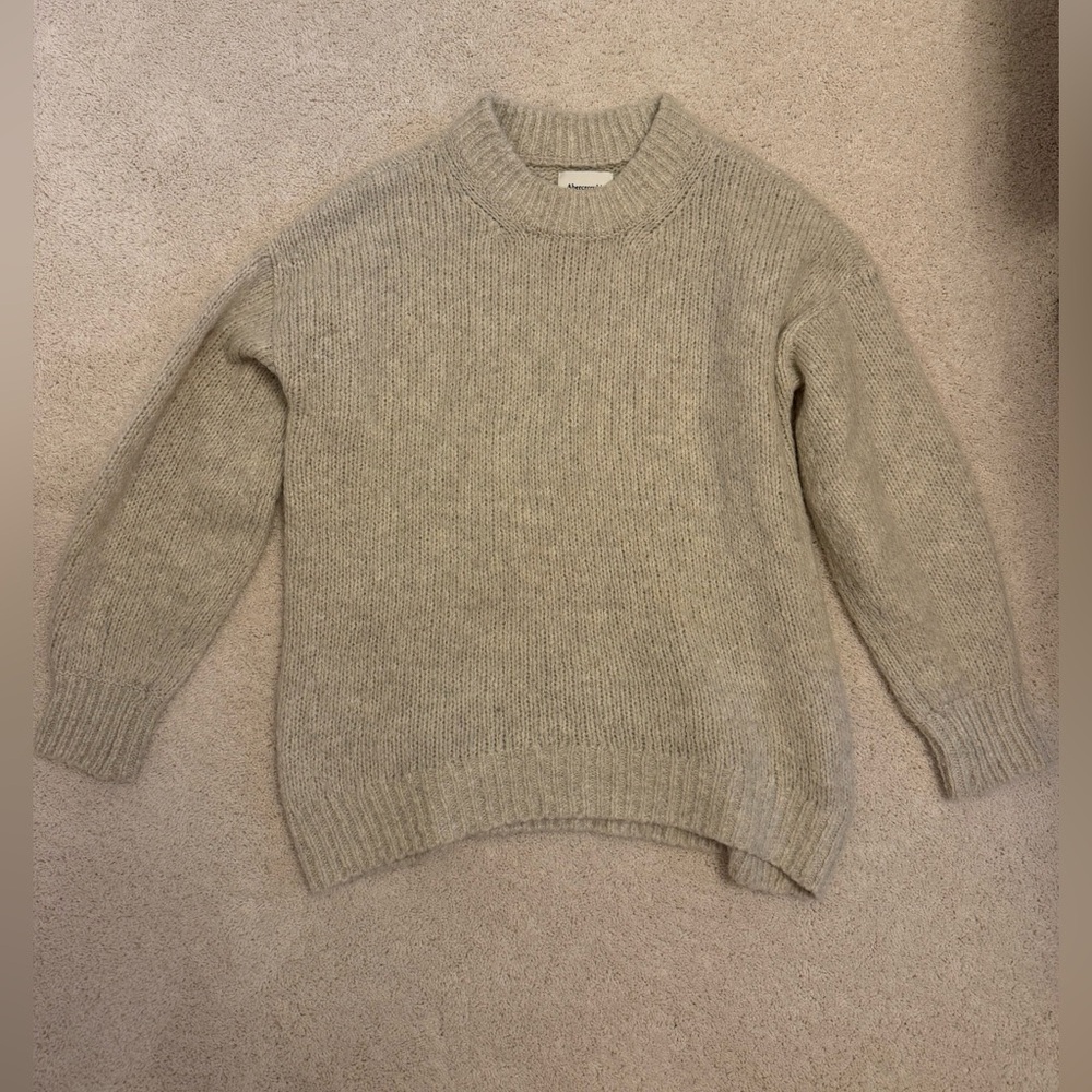 Abercrombie & Fitch Gray Sweater Small